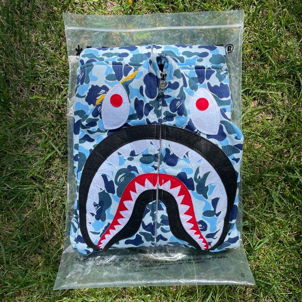 Bape Camo Shark Hoodie (Skyblue)